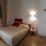 Moma * باري