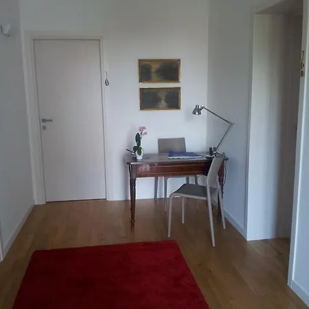 Moma Bed & Breakfast