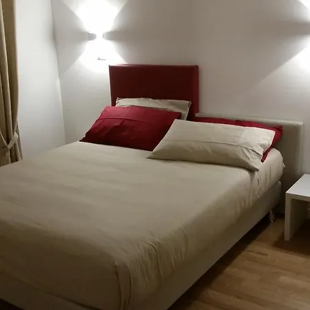 فندق مبيت وإفطار Moma *