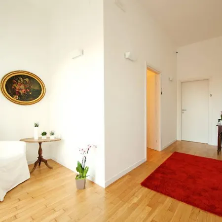 Moma Bed & Breakfast Bari