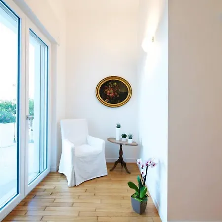 Moma Bed & Breakfast Bari